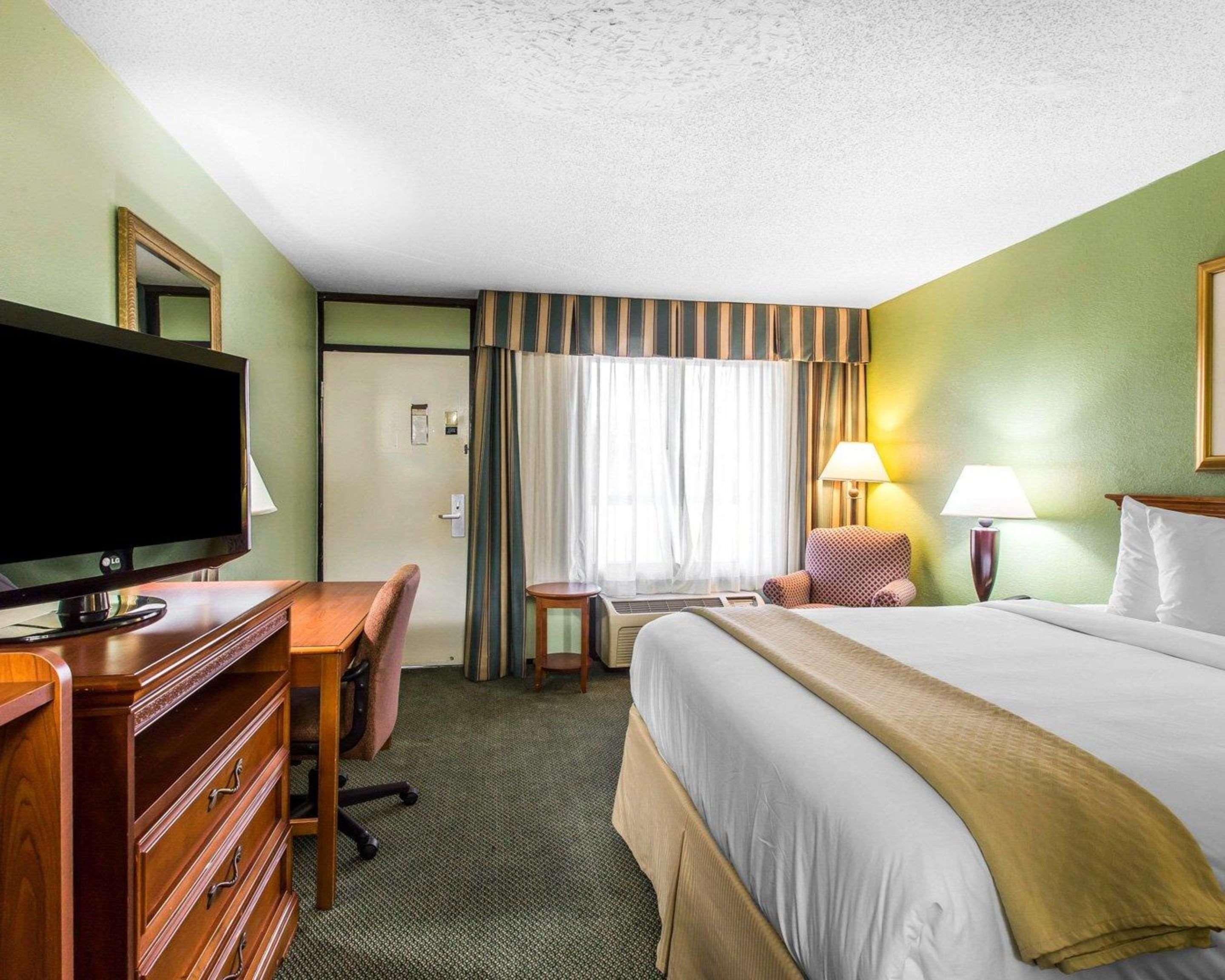 Quality Inn & Suites Waycross Exterior foto