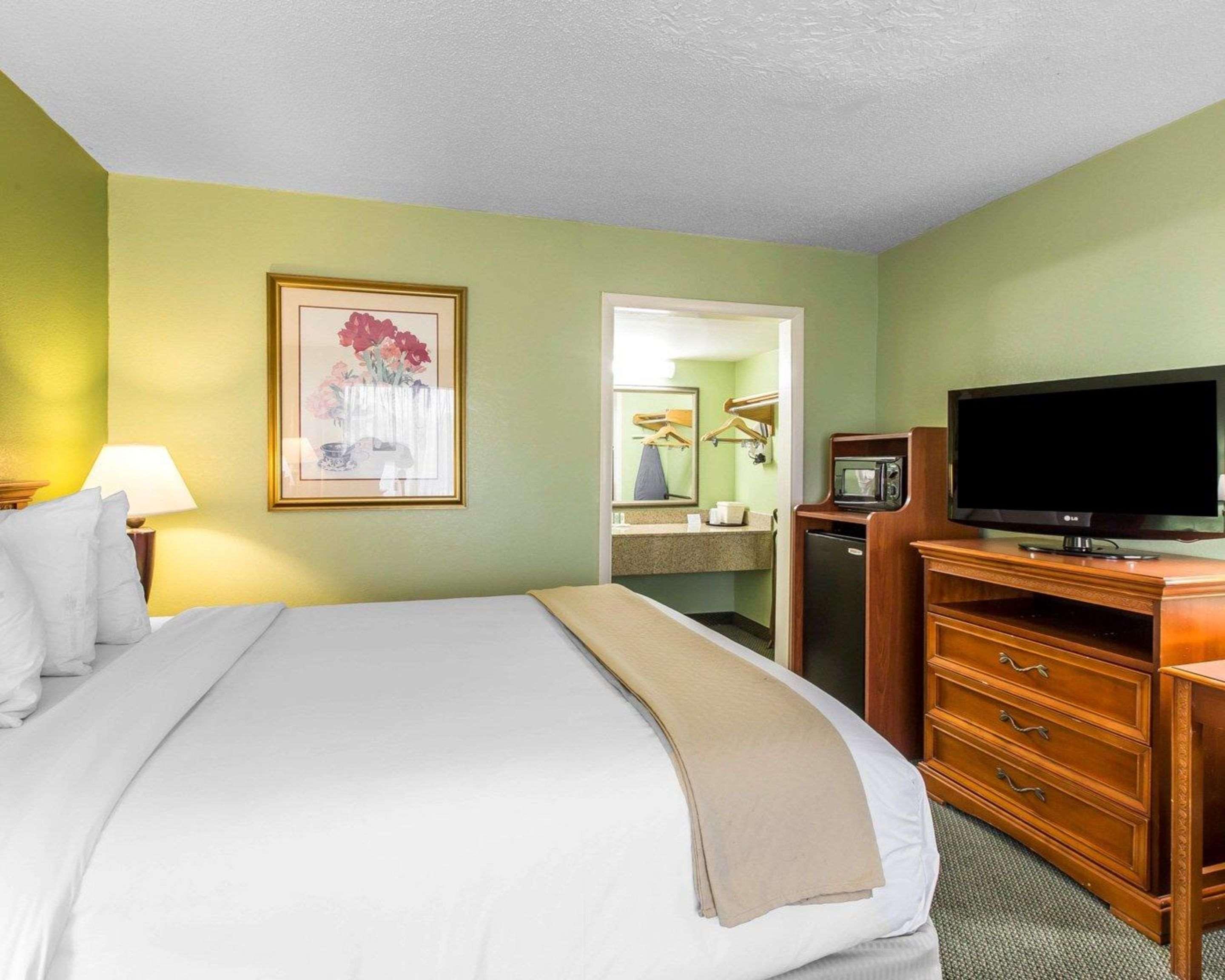 Quality Inn & Suites Waycross Exterior foto