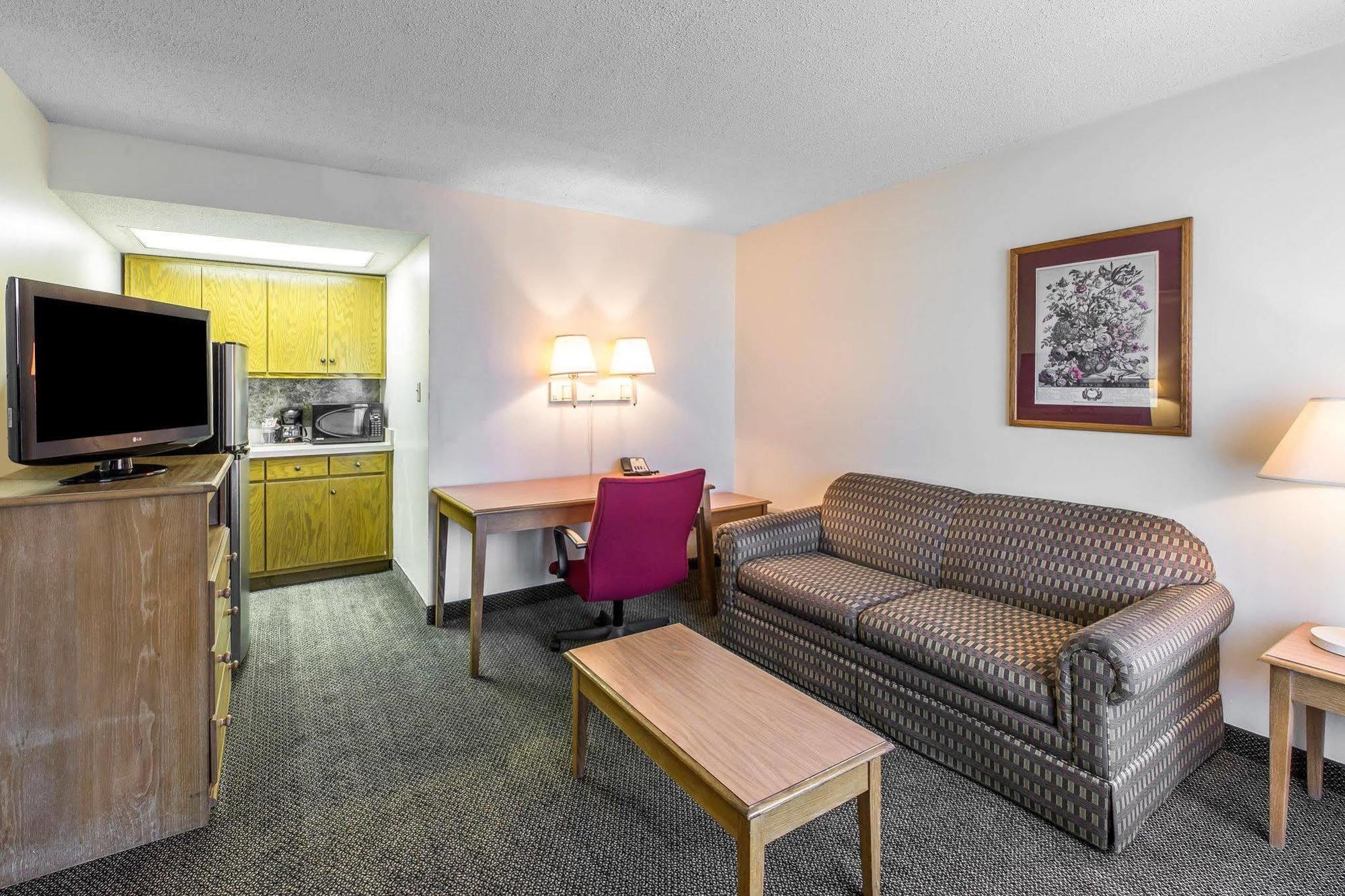 Quality Inn & Suites Waycross Exterior foto