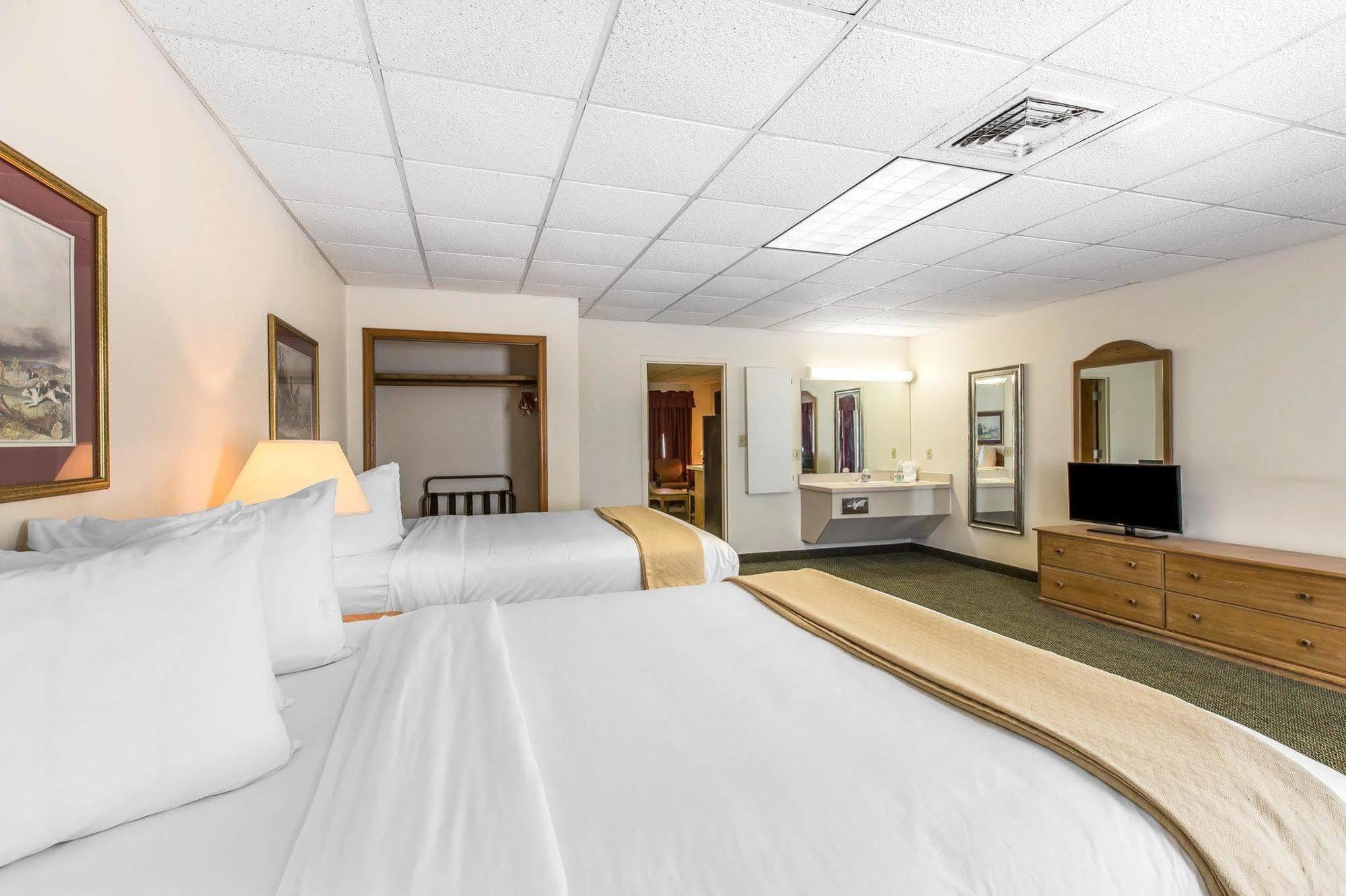Quality Inn & Suites Waycross Exterior foto